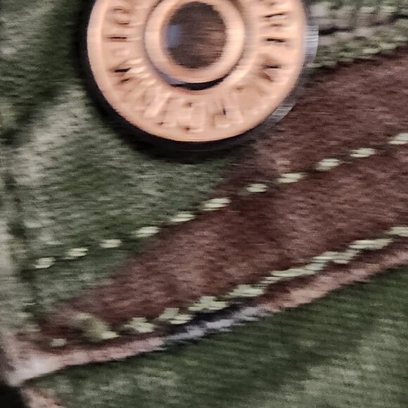 Forever 21 Camo Skinny Jeans - Size S | Trendy & Stylish - Picture 6 of 6